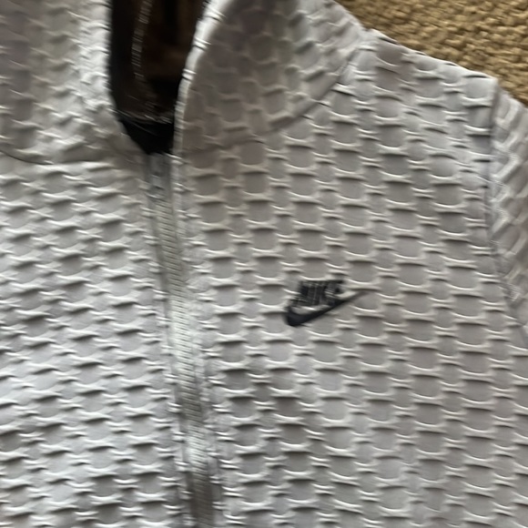 Gray Nike Hoodie - Picture 3 of 4